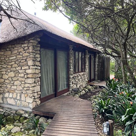 Mosaic Lagoon Lodge Станфорд Экстерьер фото