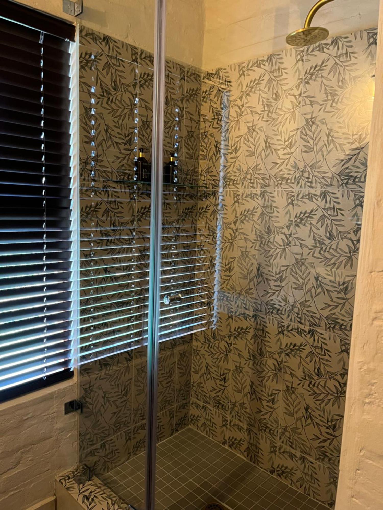 Mosaic Lagoon Lodge Станфорд Экстерьер фото