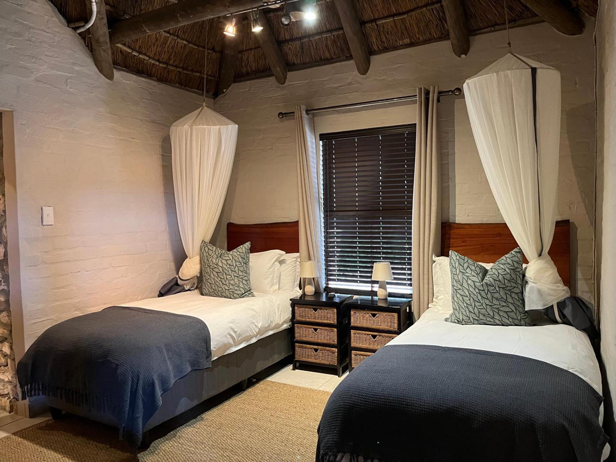 Mosaic Lagoon Lodge Станфорд Экстерьер фото